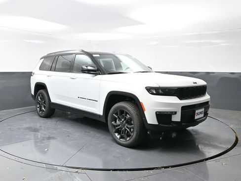 New 2025 Jeep Grand Cherokee L Limited w/ Trailer Tow Package image 5