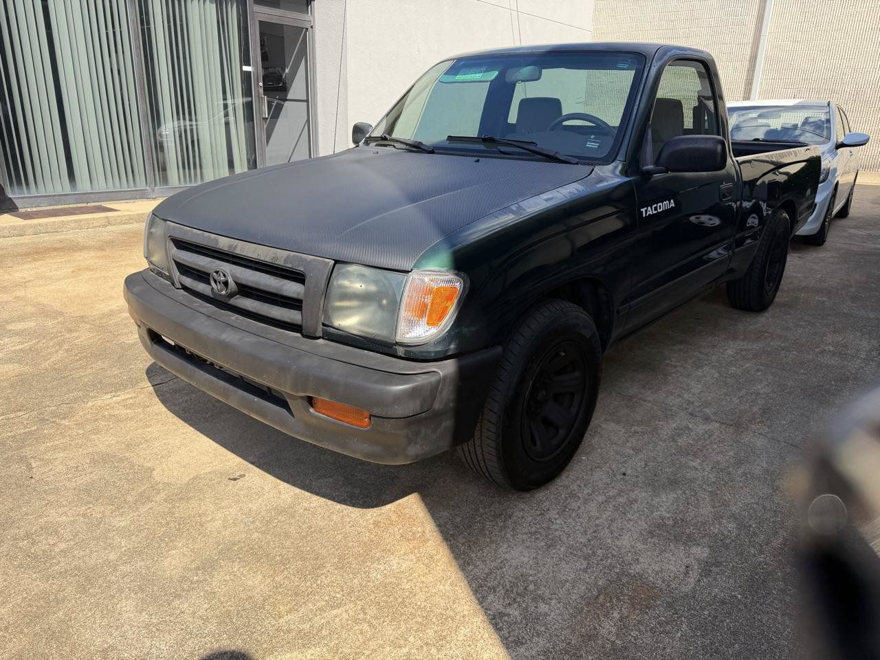 Used 1999 Toyota Tacoma 2WD Regular Cab image 2