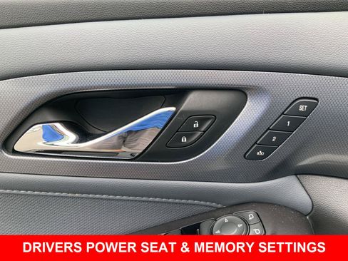 Used 2020 Chevrolet Traverse Premier AWD/4WD image 20
