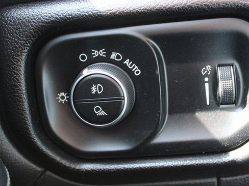 Used 2023 RAM 2500 Big Horn w/ Level 1 Equipment Group image 18