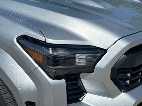 Used 2026 Toyota Tacoma TRD Sport RWD image 31