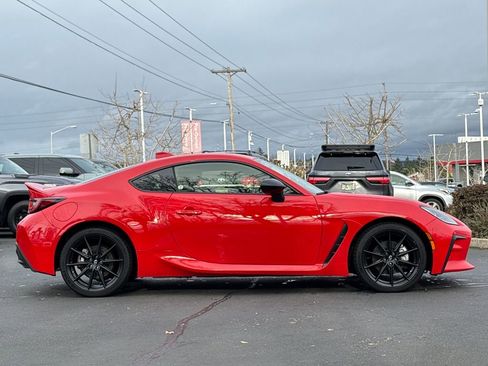 Certified 2023 Toyota GR86 Premium image 6