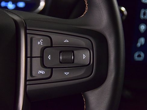 Used 2024 GMC Sierra 2500 AT4 w/ AT4 Preferred Package image 23