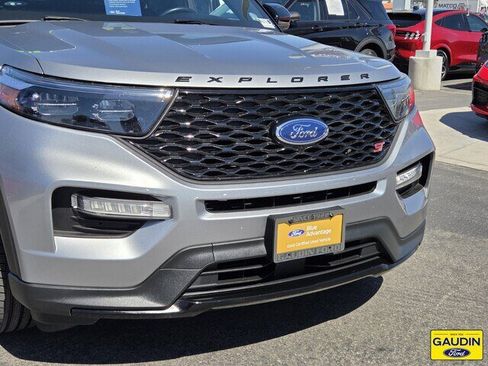 Certified 2022 Ford Explorer ST w/ ST Street Pack RWD image 2