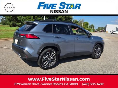 Used 2026 Toyota Corolla Cross XLE w/ Convenience Package FWD image 15