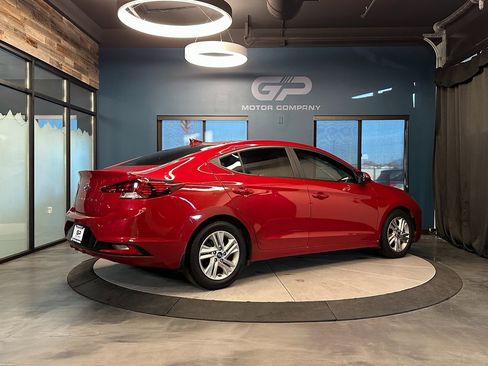 Used 2019 Hyundai Elantra Value Edition image 3