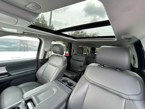 Used 2025 Ford Expedition Max Active RWD image 15