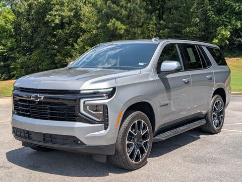 Used 2026 Chevrolet Tahoe RST w/ Comfort Package AWD/4WD image 4