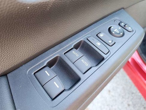 Used 2024 Honda CR-V EX image 27