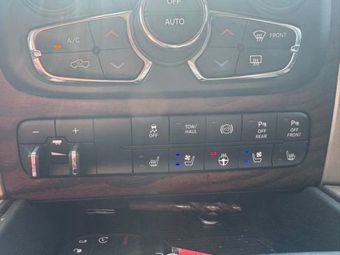 Used 2018 RAM 2500 Longhorn AWD/4WD image 26
