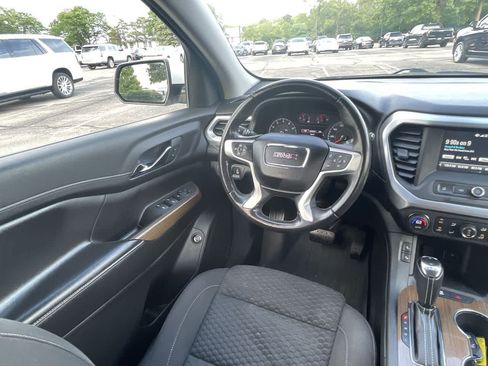 Used 2019 GMC Acadia SLE AWD/4WD image 17