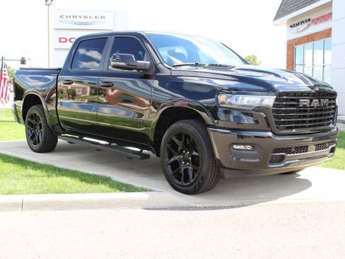 Used 2025 RAM 1500 Laramie w/ Night Edition AWD/4WD image 3