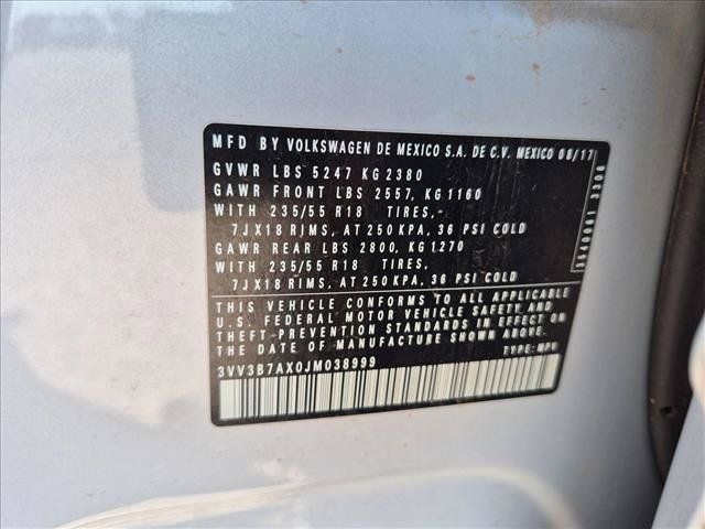 Used 2018 Volkswagen Tiguan SEL FWD image 16