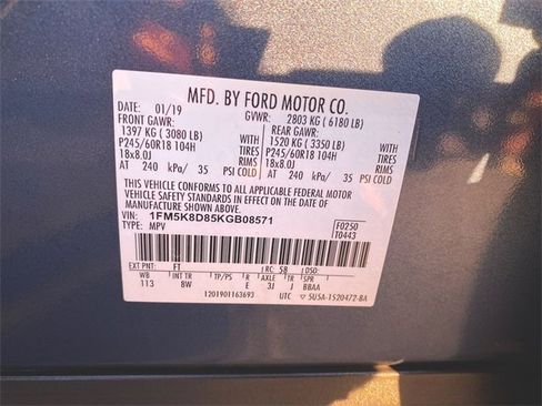 Used 2019 Ford Explorer XLT image 32