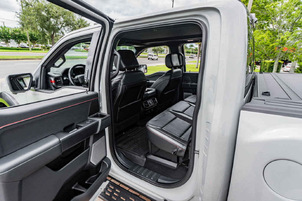 Used 2024 Ford F150 Raptor AWD/4WD image 37