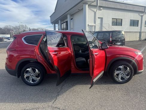 Used 2023 Hyundai Santa Fe SEL w/ Cargo Package image 8