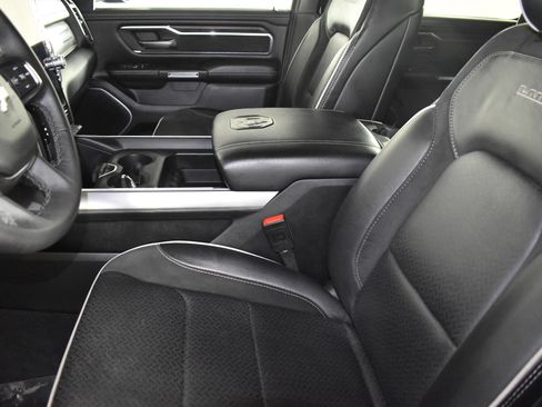 Used 2025 RAM 1500 Laramie image 44