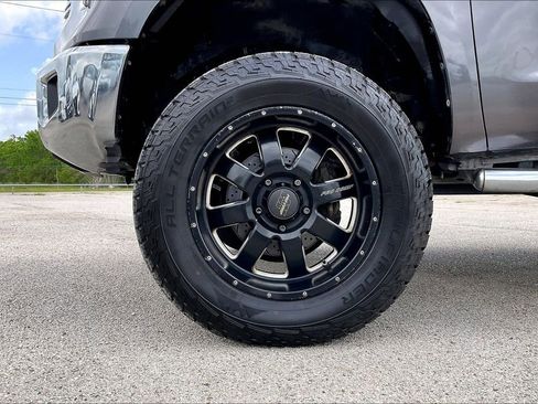Used 2016 Toyota Tundra Limited RWD image 35