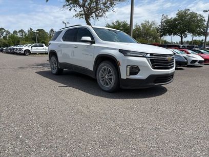 Used 2023 Chevrolet Traverse LT