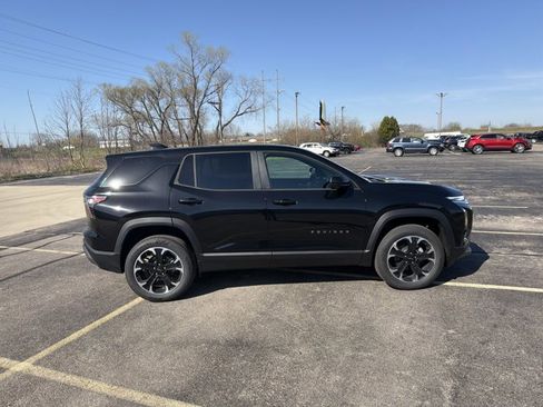 New 2026 Chevrolet Equinox LT w/ Convenience Package II AWD/4WD image 4