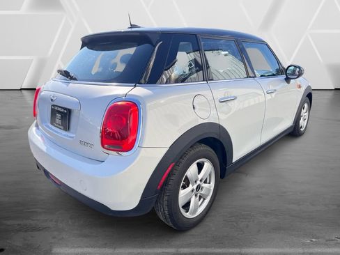 Used 2015 MINI Cooper 4-Door Hardtop FWD image 9