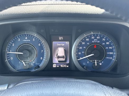 Used 2016 Toyota Sienna XLE image 15