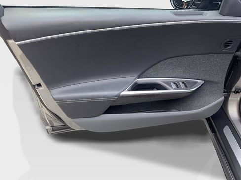 Used 2023 Lucid Air Touring AWD/4WD image 31
