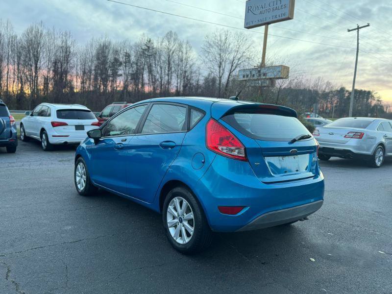 Used 2012 Ford Fiesta SE FWD image 7