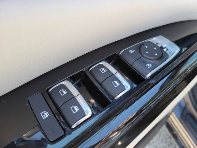 Used 2022 Kia Carnival LX FWD image 20