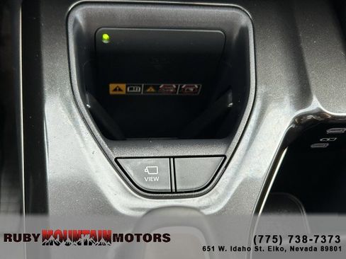 Used 2025 Toyota Crown Signia image 17