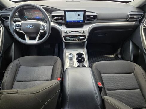 Used 2023 Ford Explorer XLT RWD image 19
