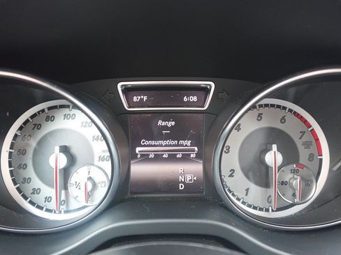 Used 2014 Mercedes-Benz CLA 250 image 11