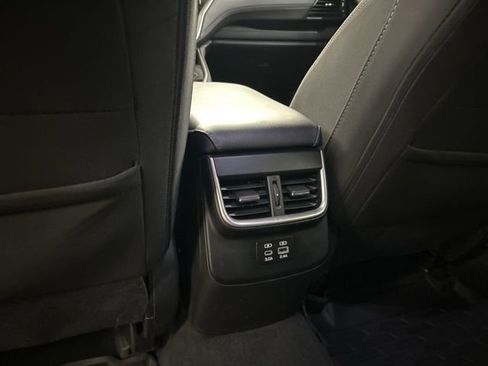 Used 2023 Subaru Outback Premium image 24