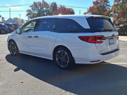 Used 2023 Honda Odyssey Elite image 7