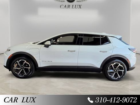 Used 2025 Chevrolet Equinox EV LT FWD image 2