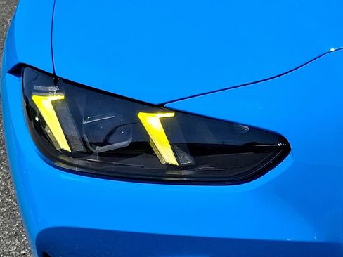 Used 2025 BMW M4 CS AWD/4WD image 12