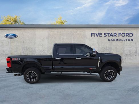 Used 2024 Ford F250 Platinum image 9