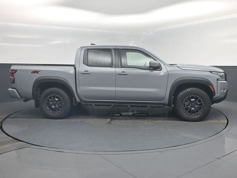 Used 2024 Nissan Frontier PRO-4X w/ Pro Premium Package image 35