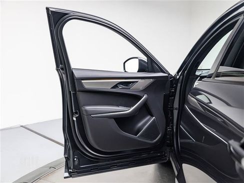 New 2025 Jaguar F-PACE R-Dynamic S AWD/4WD image 24