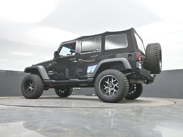 Used 2016 Jeep Wrangler Unlimited Sport w/ Quick Order Package 24S AWD/4WD image 33