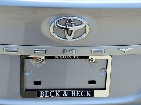 Used 2022 Toyota Camry LE w/ Carpet Mat Package (TMS) FWD image 10