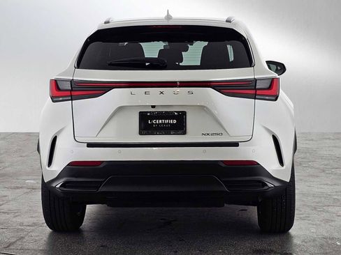 Used 2024 Lexus NX 250 FWD w/ Premium Package image 4