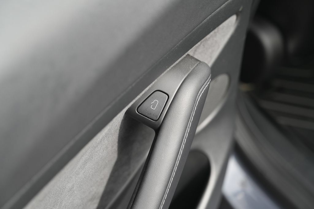 Used 2023 Tesla Model 3 Standard Range RWD image 27