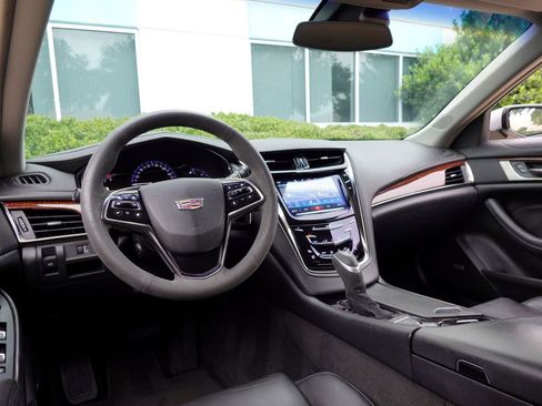 Used 2015 Cadillac CTS Luxury RWD image 5