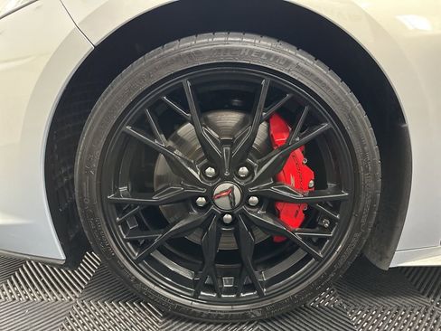 Used 2024 Chevrolet Corvette Stingray Coupe w/ Z51 Performance Package image 28