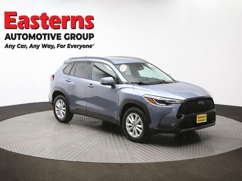 Used 2024 Toyota Corolla Cross LE image 46