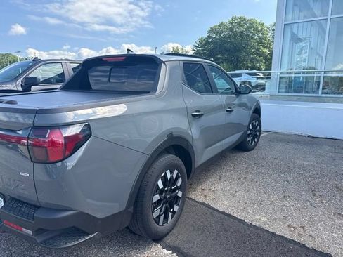 Used 2025 Hyundai Santa Cruz SEL AWD/4WD image 3