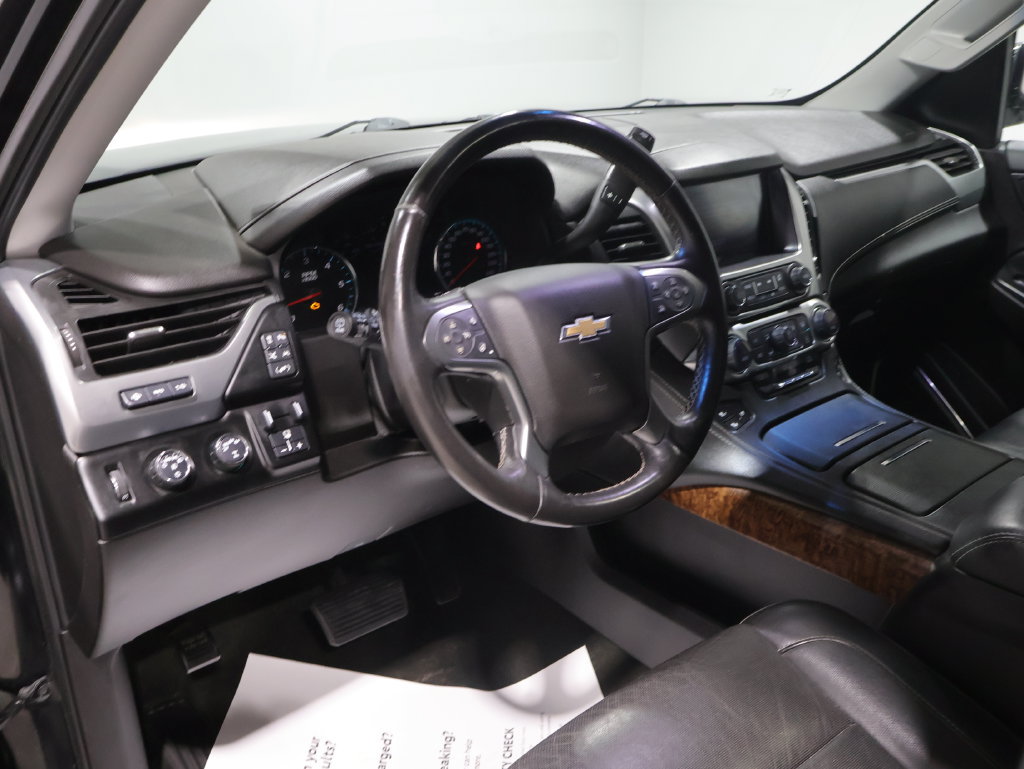 Used 2017 Chevrolet Suburban Premier AWD/4WD image 15