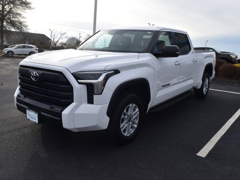 Used 2024 Toyota Tundra SR5 image 1