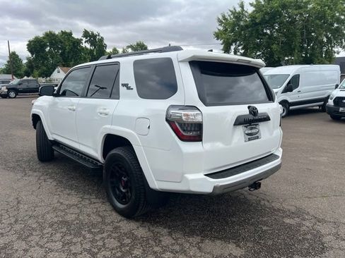 Used 2023 Toyota 4Runner TRD Off-Road Premium w/ Moonroof Package AWD/4WD image 3